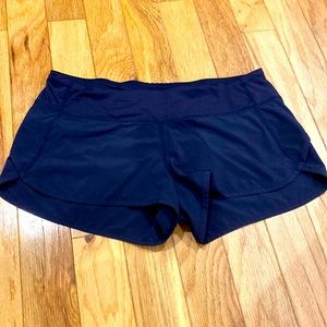 Lululemon running shorts 2.5”